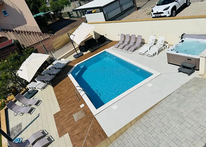 Dida I Mara Apartmán *