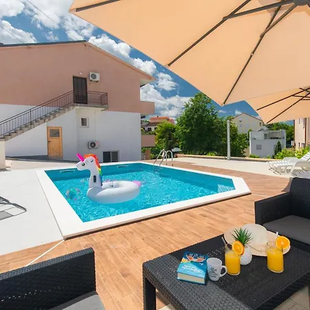 Dida I Mara * مالينسكا