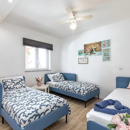 Dida I Mara Apartament Malinska